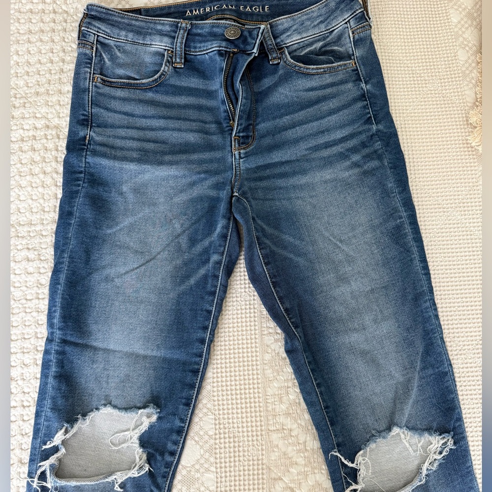 American Eagle Distressed Jean Jegging size 6 long
